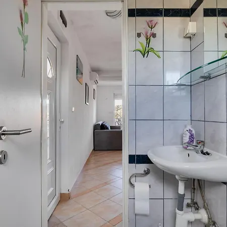 S&g Leko-2 By Interhome Apartment Rogoznica (Sibenik-Knin)