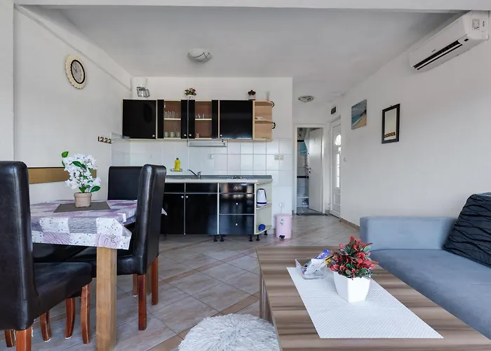 S&g Leko-2 By Interhome *